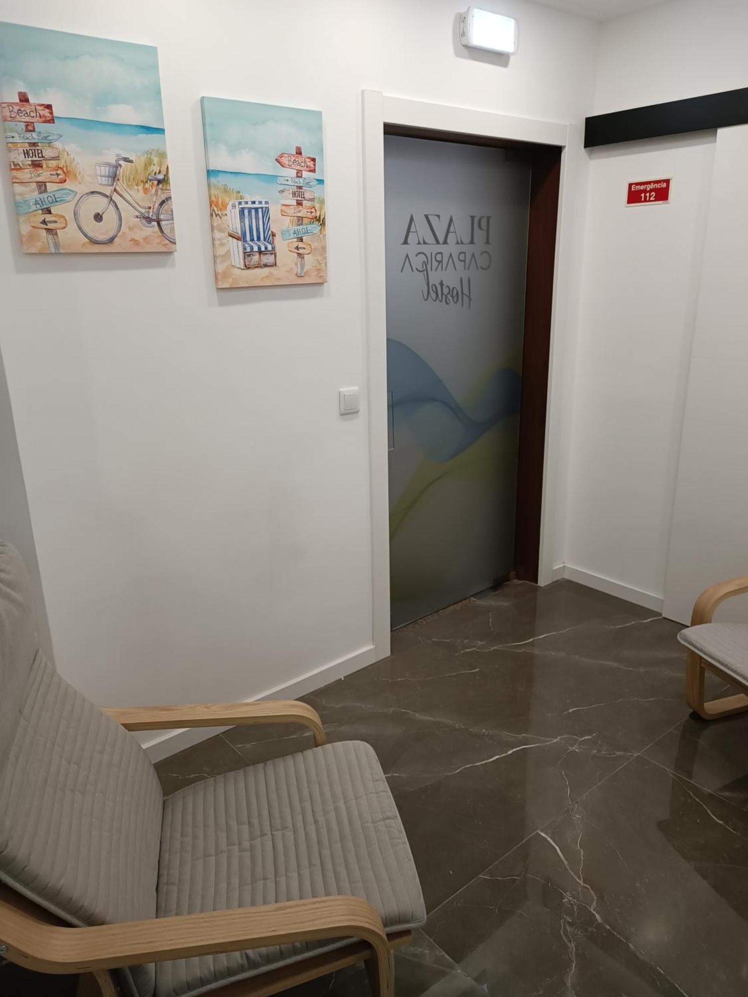 Plaza Caparica Hostel Costa de Caparica Eksteriør billede