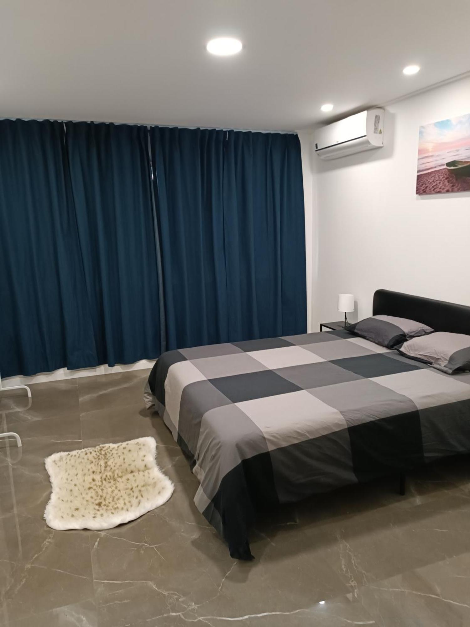 Plaza Caparica Hostel Costa de Caparica Eksteriør billede